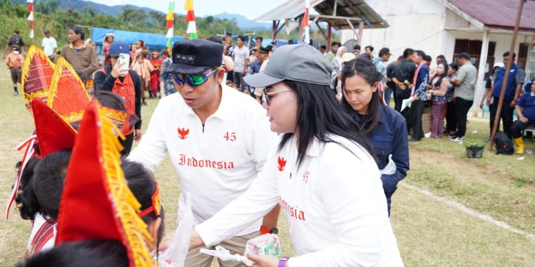 Bupati Taput Perpanjang Masa Tugas PPPK Terpencil, Dorong Pelajar Simangumban Perkuat Karakter Bupati Taput Perpanjang Masa Tugas PPPK Terpencil, Dorong Pelajar Simangumban Perkuat Karakter