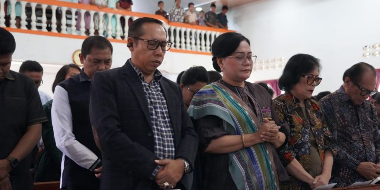 ‎Pengembangan Wisata Pulau Sibandang, Bupati Taput Ajak Warga Jaga Budaya dan Kelestarian Lingkungan
