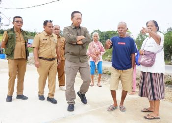 ‎Bupati JTP Hutabarat Tinjau Huntap Dolok Nauli, Tuntaskan Masalah Sertifikat Hingga Infrastruktur