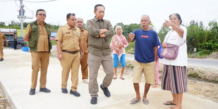 Bupati JTP Hutabarat Tinjau Huntap Dolok Nauli, Tuntaskan Masalah Sertifikat Hingga Infrastruktur Bupati JTP Hutabarat Tinjau Huntap Dolok Nauli, Tuntaskan Masalah Sertifikat Hingga Infrastruktur