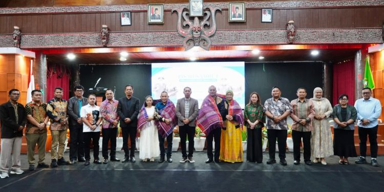 Pemkab Tapanuli Utara Gelar Pisah Sambut Kepala Kejaksaan Negeri Tapanuli Utara Pemkab Tapanuli Utara Gelar Pisah Sambut Kepala Kejaksaan Negeri Tapanuli Utara