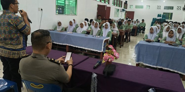 98 Siswa SMA YPK Pematangsiantar Tuntas Belajar AI, Polres Gelar Program Paham AI