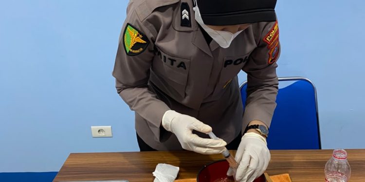 1.985 Warga Terima Makanan Bergizi, Dokkes Polres Siantar Pastikan Aman Dikonsumsi 1.985 Warga Terima Makanan Bergizi, Dokkes Polres Siantar Pastikan Aman Dikonsumsi