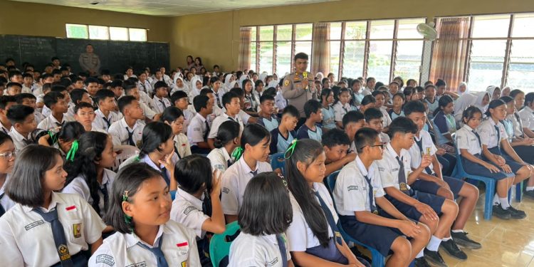 Polres Simalungun Sasar 221 Pelajar, Seleksi SMA Kemala Taruna Bhayangkara Mulai Diperkenalkan Polres Simalungun Sasar 221 Pelajar, Seleksi SMA Kemala Taruna Bhayangkara Mulai Diperkenalkan
