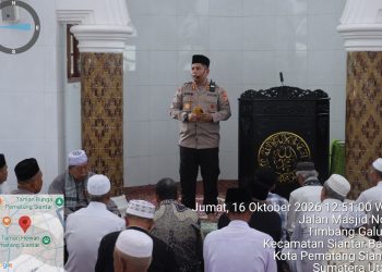 Pererat Silaturahmi Lewat Sholat Jumat, Kapolres Pematangsiantar Ingatkan Warga Manfaatkan Call Center 110
