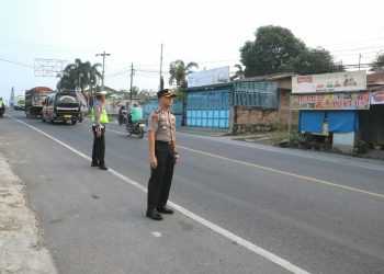 Kapolres Simalungun Turun Langsung ke Jalinsum Siantar–Medan, Atur Lalu Lintas dan Serukan Perang terhadap Narkoba
