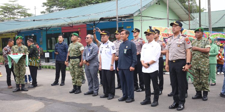 Danyon C Pelopor Brimob Sumut Hadiri Penyambutan Satgas Pamtas Yonif 123/RJW, Perkuat Soliditas TNI-Polri Danyon C Pelopor Brimob Sumut Hadiri Penyambutan Satgas Pamtas Yonif 123/RJW, Perkuat Soliditas TNI-Polri