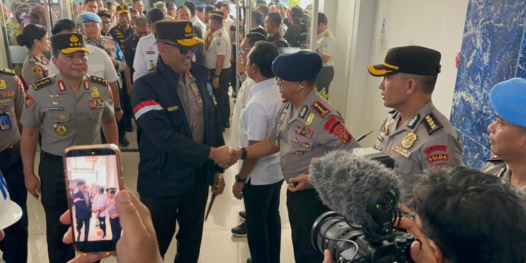 Kapolri Tinjau Pengungkapan 1,18 Ton Ketamine di Belawan, Sinergi Lintas Instansi Bongkar Penyelundupan di Selat Malaka Kapolri Tinjau Pengungkapan 1,18 Ton Ketamine di Belawan, Sinergi Lintas Instansi Bongkar Penyelundupan di Selat Malaka