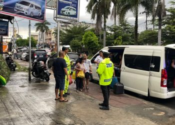 Cegah Kemacetan dan Kecelakaan, Sat Lantas Polres Pematangsiantar Tertibkan Aktivitas di Halte Travel