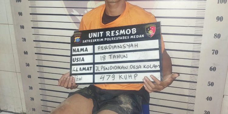 Timsus JCS Polrestabes Medan Ungkap Komplotan Begal Beraksi di 40 TKP, Satu Pelaku Ditembak Timsus JCS Polrestabes Medan Ungkap Komplotan Begal Beraksi di 40 TKP, Satu Pelaku Ditembak
