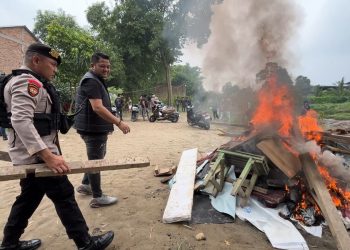 Sarang Narkoba Gang Pantai Medan Sunggal Digerebek, Sejumlah Pelaku Lompat ke Sungai
