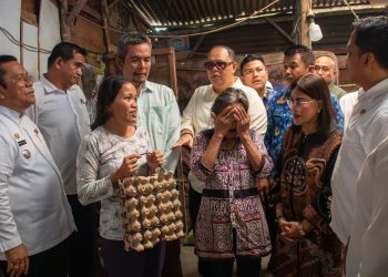 Tangis Haru Warga Pecah! Wesly Silalahi Pastikan 3 Rumah Tak Layak Huni Dibangun Jelang Natal