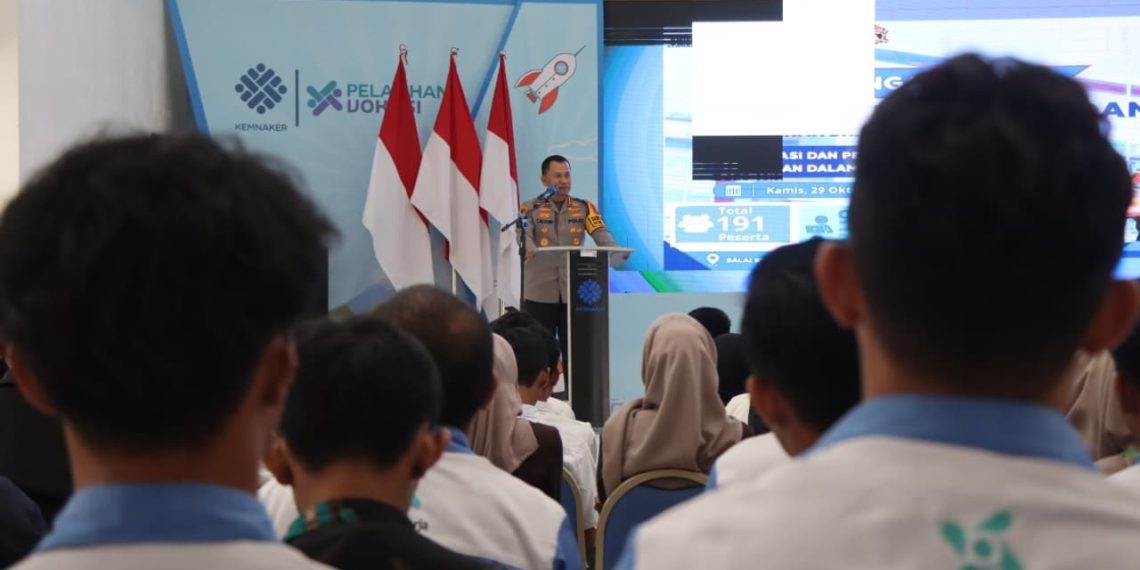 Polrestabes Medan Implementasikan Program Poliran, Puluhan Pencari Kerja Tuntaskan Pelatihan